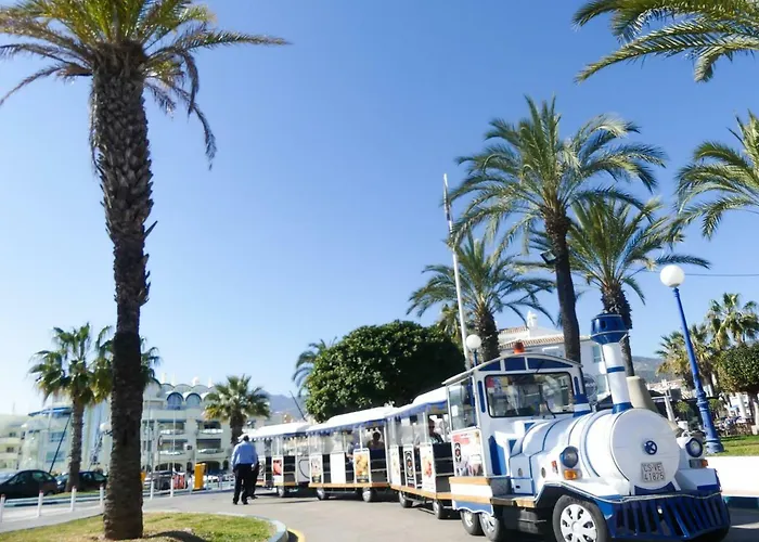 Vacacional A 1 Minuto De La Playa - Carihuela Apartamento