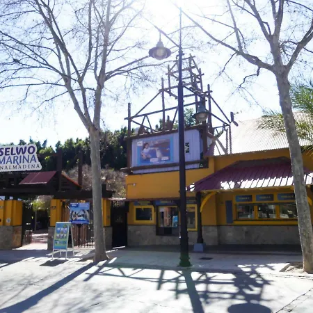 Vacacional A 1 Minuto De La Playa - Carihuela