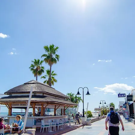 Vacacional A 1 Minuto De La Playa - Carihuela Torremolinos